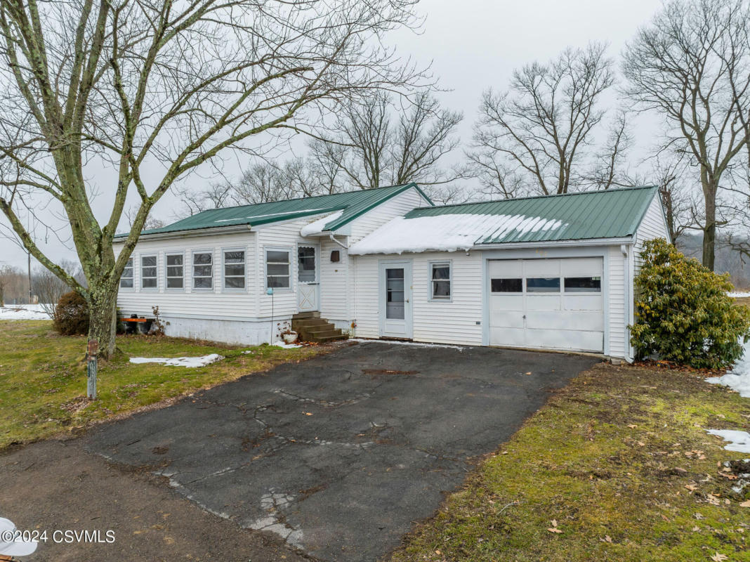 407 E HILLCREST DR, BLOOMSBURG, PA 17815, photo 1 of 31